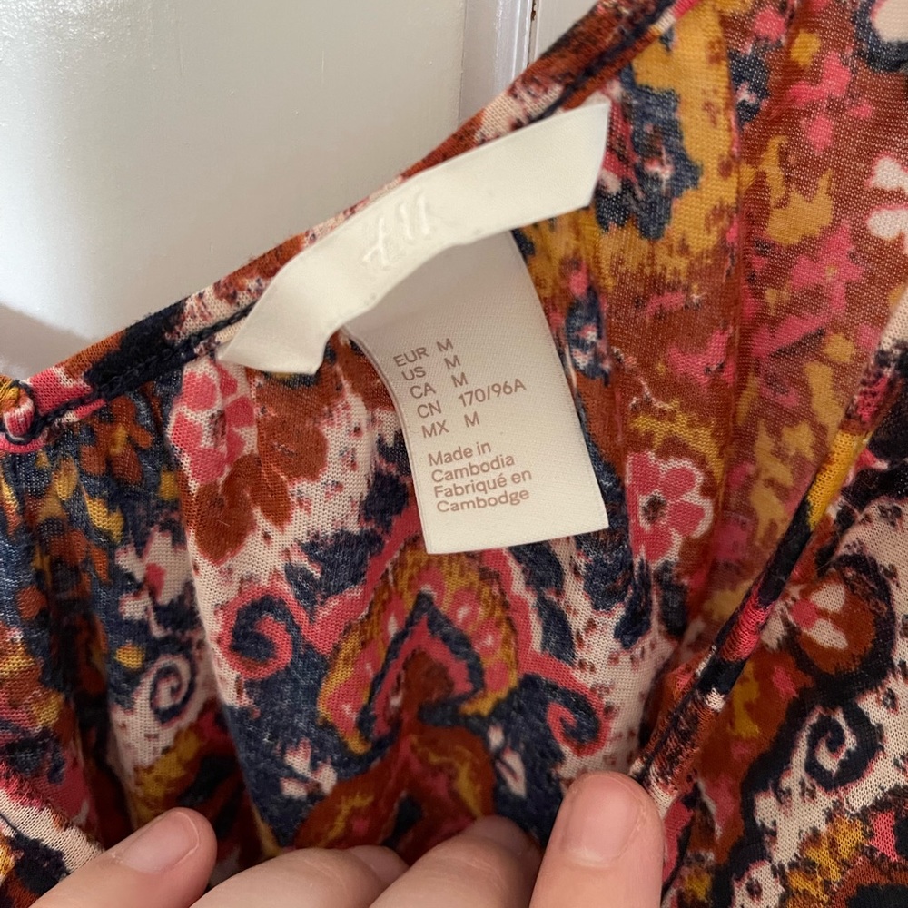 H&M Colorful Tank Top - Picture 2 of 3